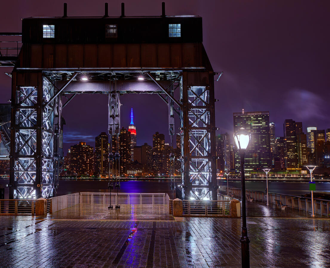 MANHATTAN East Skyline